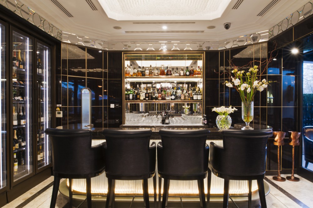 Wellesley Hotel Crystal Bar