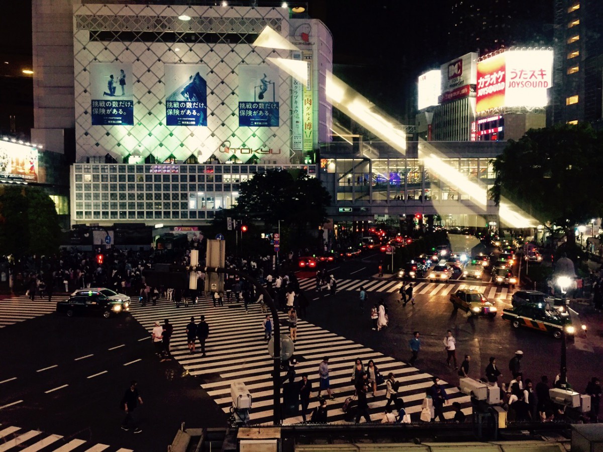 Shibuya Crossing, Photography Esteban Wautier