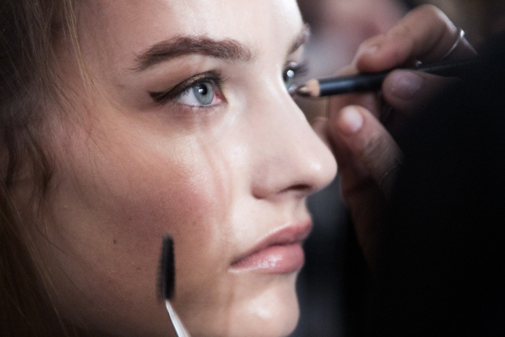 Backstage-Elie-Saab-FW16_0089