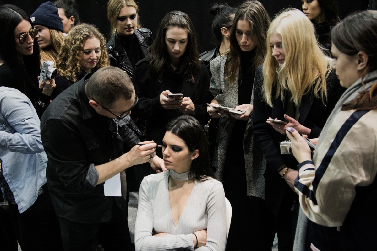 Backstage-Elie-Saab-FW16_0279