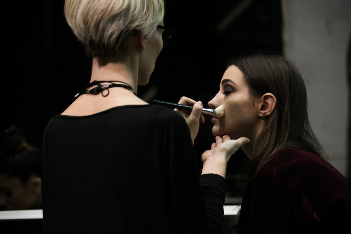 Backstage-Elie-Saab-FW16_0476