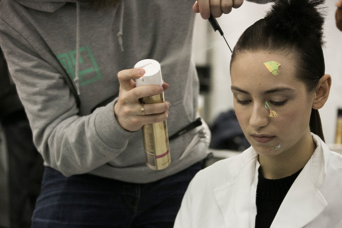 Backstage-Issey-Miyake-FW16_027